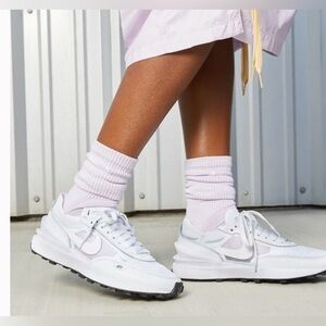 Nike waffle one white mesh sneakers activewear athleisure tennis shoes size 8